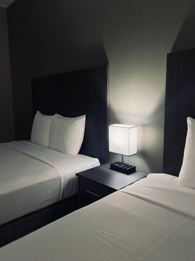 Econo Lodge Prince George Exteriör bild