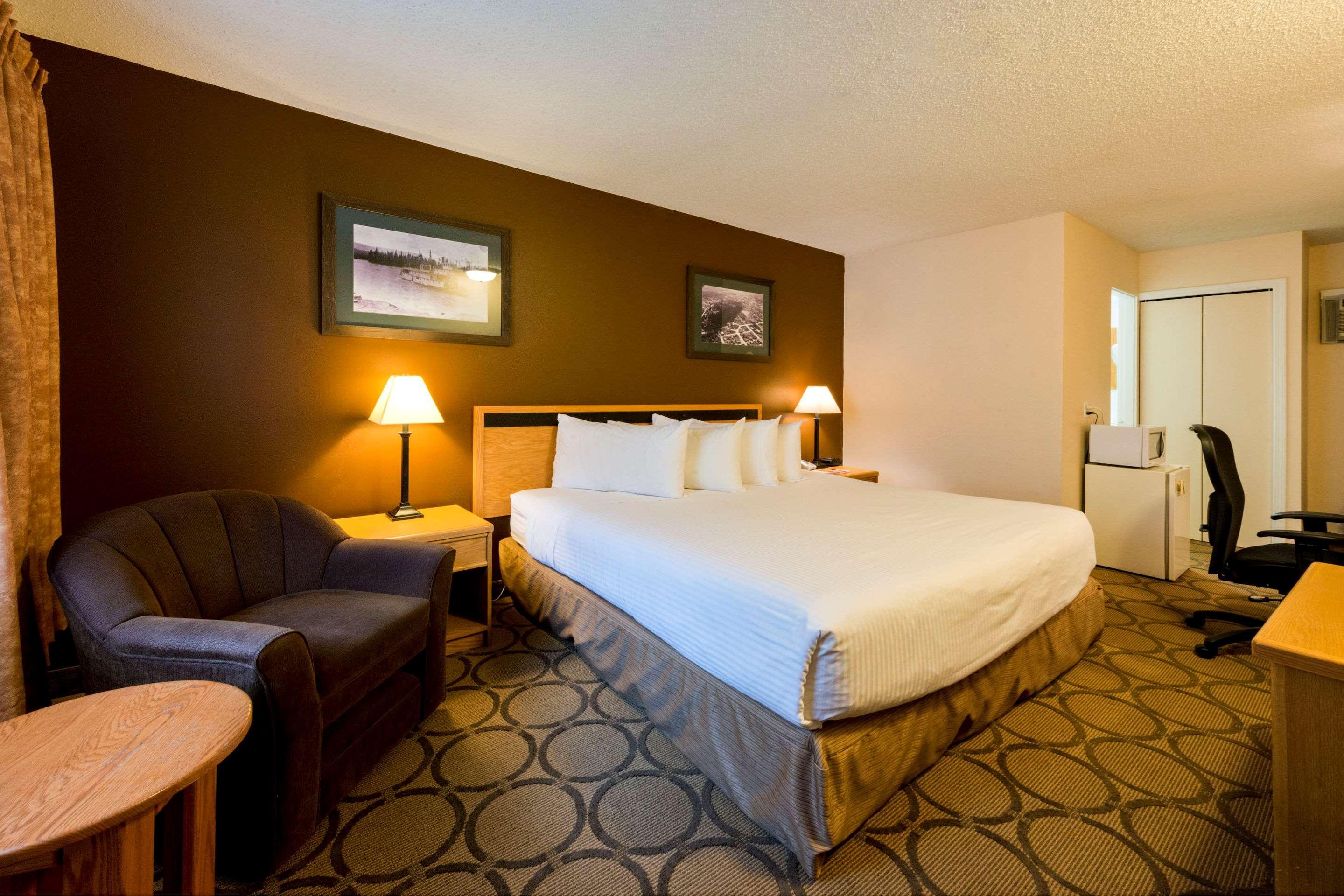 Econo Lodge Prince George Exteriör bild