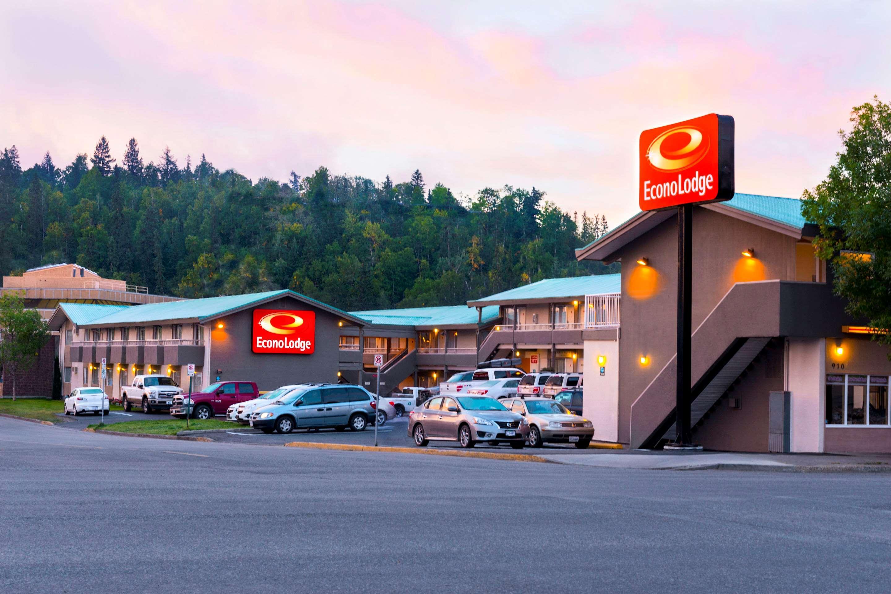 Econo Lodge Prince George Exteriör bild