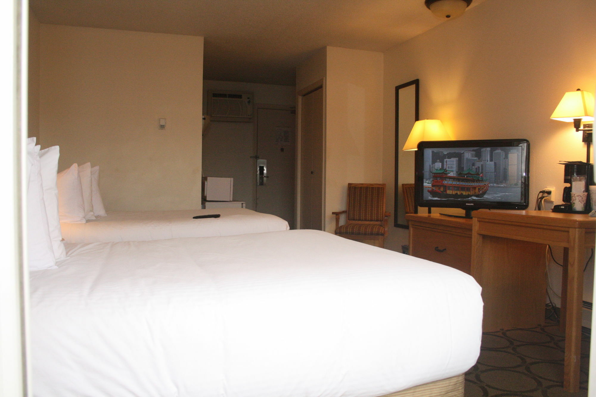 Econo Lodge Prince George Exteriör bild